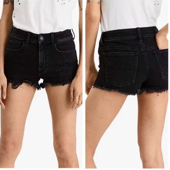 American Eagle Hi-Rise Shortie Lace Embroidery Black Denim Shorts Women's 10 - Picture 1 of 14